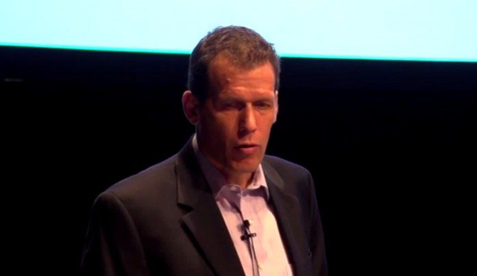 Is Crowdsourcing the New Cloud Computing Is Crowdsourcing the New Cloud Computing